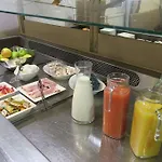 Brit Bernard 酒店 拉弗特伯纳德