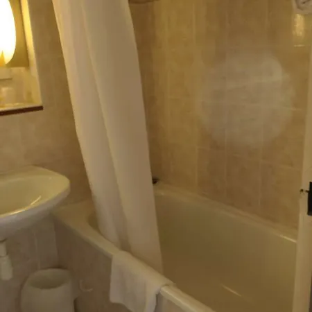 Hotel Brit Bernard 3*