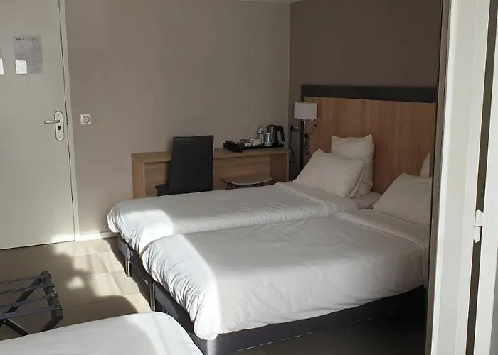 Brit Bernard 라페르트베르나르