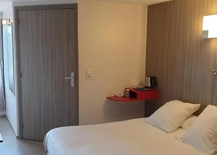 Brit Bernard Hotel 3*