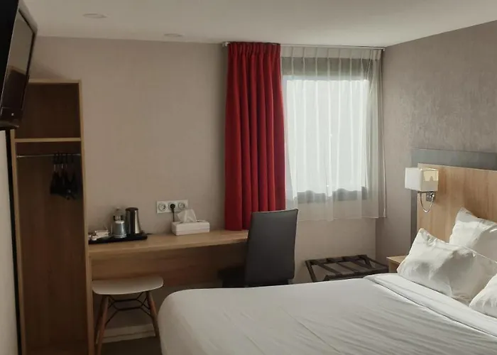 Hotel Brit Bernard 3*